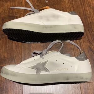 NWT/ Gold Star Women Sneakers Size 10